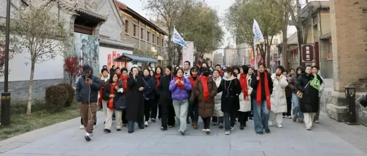 “種草”<em>渭南</em>！千名導(dǎo)游同游<em>渭南</em> 尋韻渭水歷史人文
