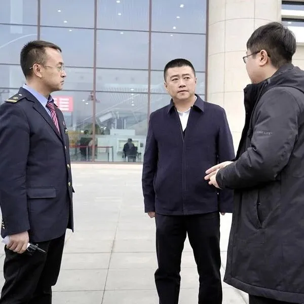 麦积区领导督导调研春运期间交通保障工作