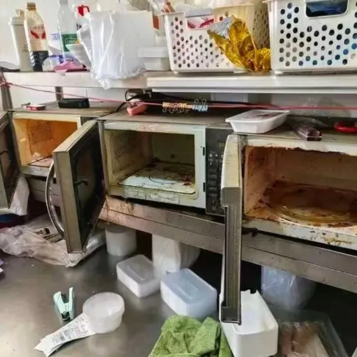 骑手举报“脏”外卖刷屏全网，网友：建议各地推广！