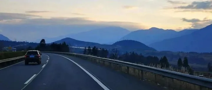 懷遠至鳳臺高速公路<em>蚌埠</em>段中標(biāo)結(jié)果