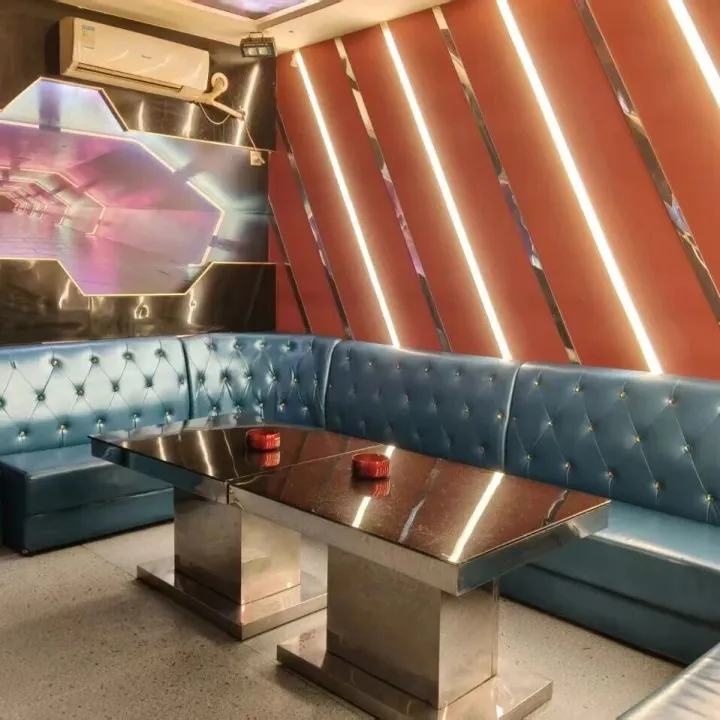 <em>嘉峪關(guān)</em>大唐美食街音樂(lè)酒吧對(duì)外轉(zhuǎn)讓