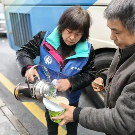 民政護(hù)民生，救助守平安——<em>黔東南州</em>扎實(shí)開(kāi)展“寒冬送溫暖”專項(xiàng)救助行動(dòng)