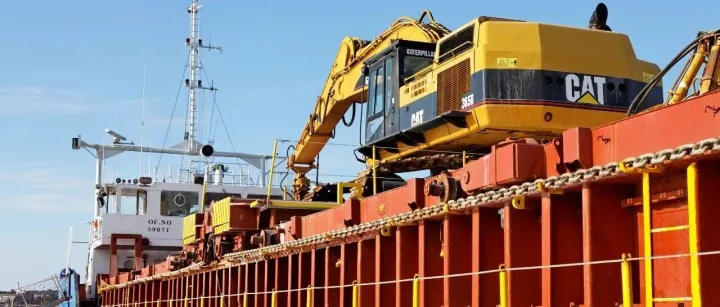 【嘉華分享】框架箱承接不了的超高、超長(zhǎng)、超寬大件貨，找嘉華走散雜貨船！