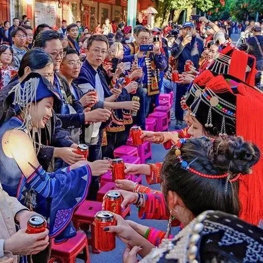 <em>紅河</em>州州慶狂歡即將開啟，來<em>紅河</em>過節(jié)了！