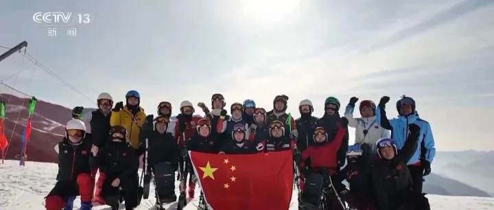每一次滑行都是極限挑戰(zhàn)！國家殘奧高山滑雪隊(duì)正沖刺備戰(zhàn)