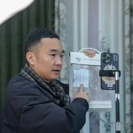 中国轻纺城服装服饰市场直播电商基地2025年销售额突破5亿元