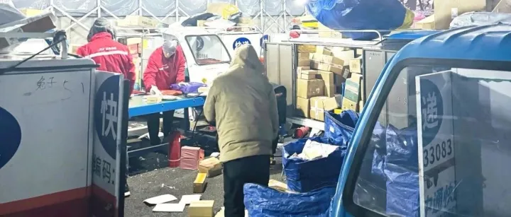 年貨節(jié)高峰進入尾聲，快遞小哥回家了嗎？