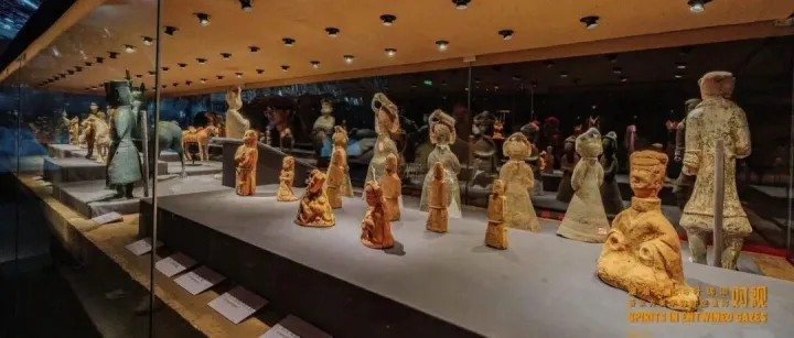 马王堆遇见叶锦添！43万人次打卡的“跨时空对话”藏着什么？