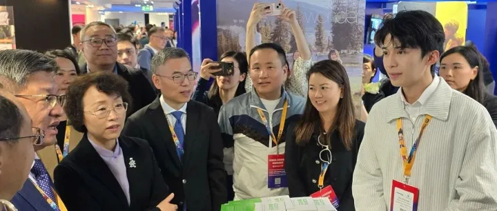 《种地吧》戛纳行：彰显土地的力量