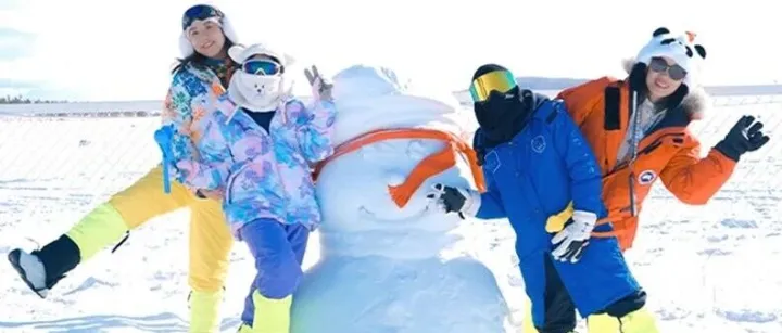 【新趣文旅x冰雪童话】遇见乌兰布统冬·5日｜乌兰布统冬境漫游：北京出发承德，穿越塞罕坝，邂逅雪乡驼城与暖水河秘境～