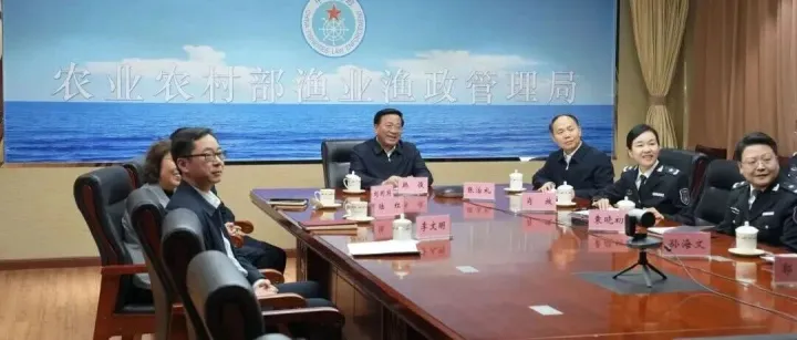 韩俊调研春节期间渔业安全生产和远洋渔船安全作业情况
