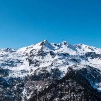 【伴行者】三江秘境 7 天全景之旅｜穿行德贡公路 邂逅老姆登虎跳峡 尽览香格里拉绝美风光