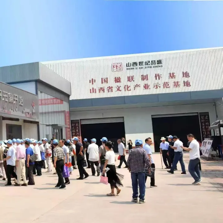 岳民立：两个古寺傍成长起來的楹联典型村，引发了世人热切的关注与深入思考