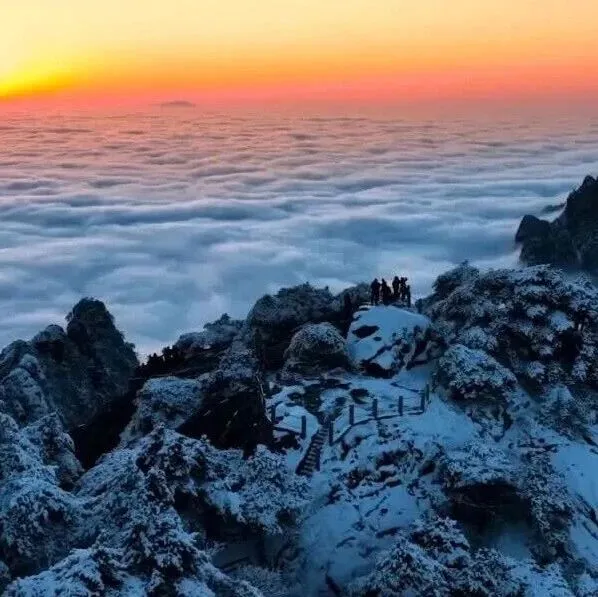 【世界<em>黄山</em>365】<em>黄山</em>“五绝”：圣洁的<em>黄山</em>雪