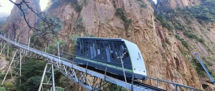 西海观光缆车年度检修工作圆满完成