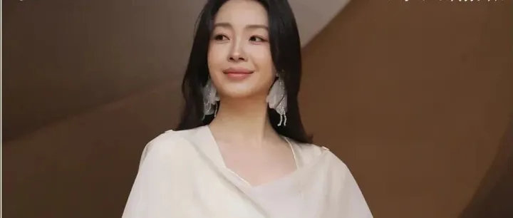 ENJOY 情人节 | 云上舞白 为爱翩然