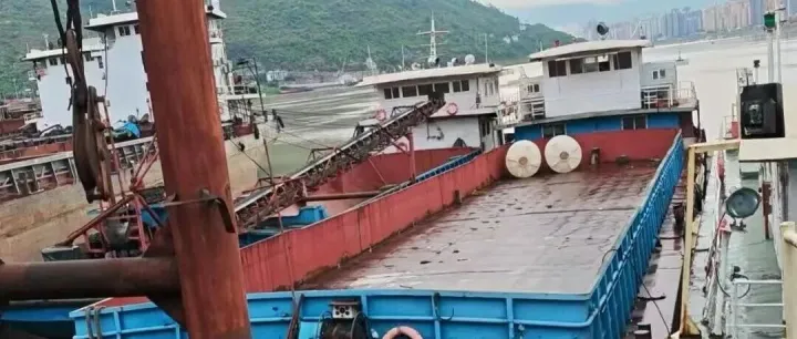 船舶出售|2009年<em>55m</em>×10.5m×2.4m甲板货船