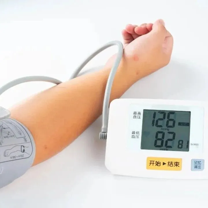 别不当回事！这些不起眼的日常习惯，正在悄悄“抬高”你的血压