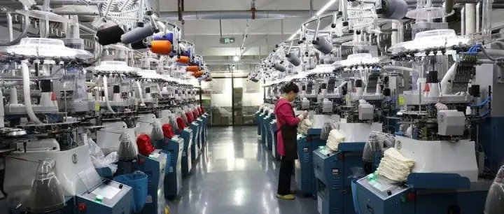 <em>辽阳</em>“一根纱线”织出22亿元大产业