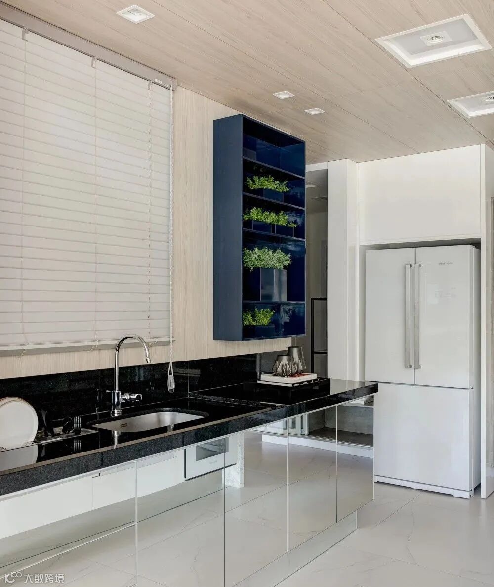 卢米尼公寓(Apartamento Lumini)(Bohrer Arquitetura)设计_pic_005@序赞APP.jpg