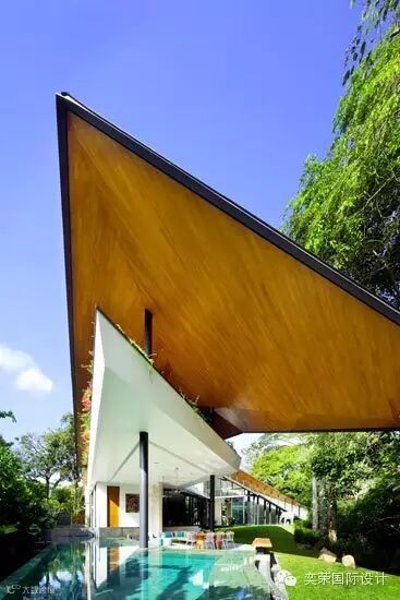 别具匠心的屋顶设计1