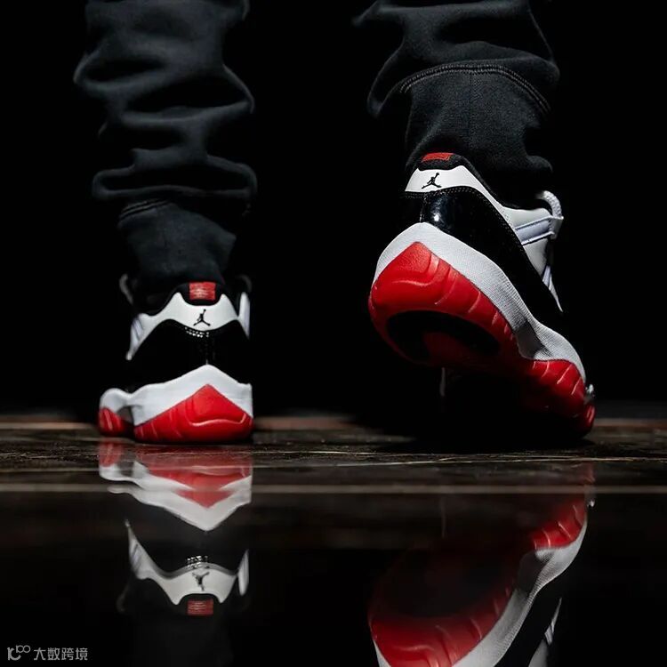 Air Jordan 11,AJ11,发售 康扣 + 黑红!AJ11 Low「王炸配色」五月发售!上脚太炸了!
