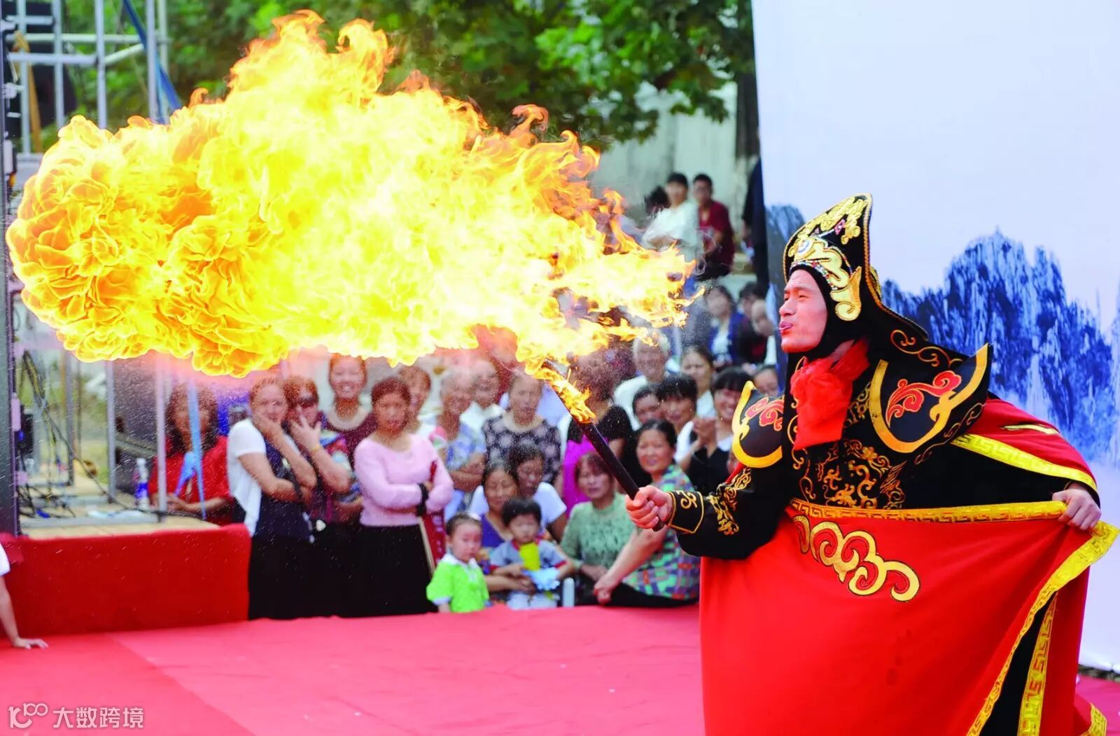 宋阳东 精彩的《川剧变脸》。_meitu_6.jpg