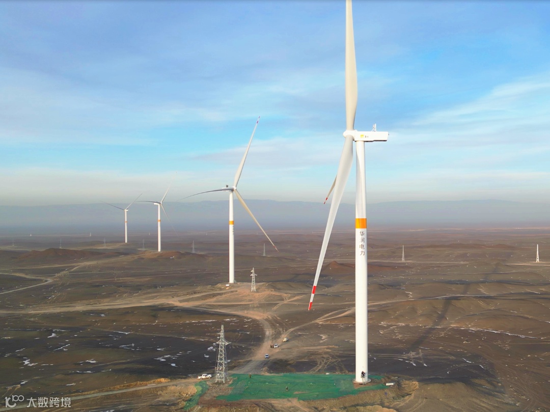 1、7月14日，新疆三塘湖风电项目一标段首批风机并网成功--新能源事业部 王磊.png