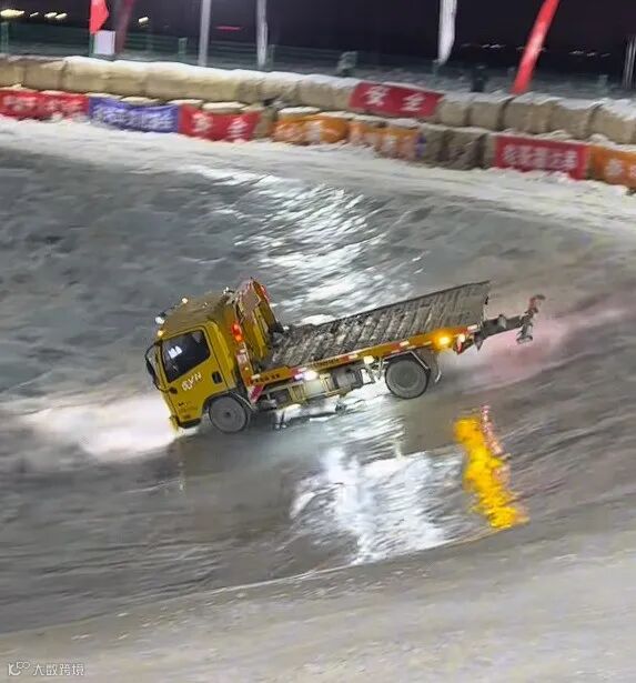 “长春第一冰锅”火爆出圈:四驱两驱都能玩 根本开不翻