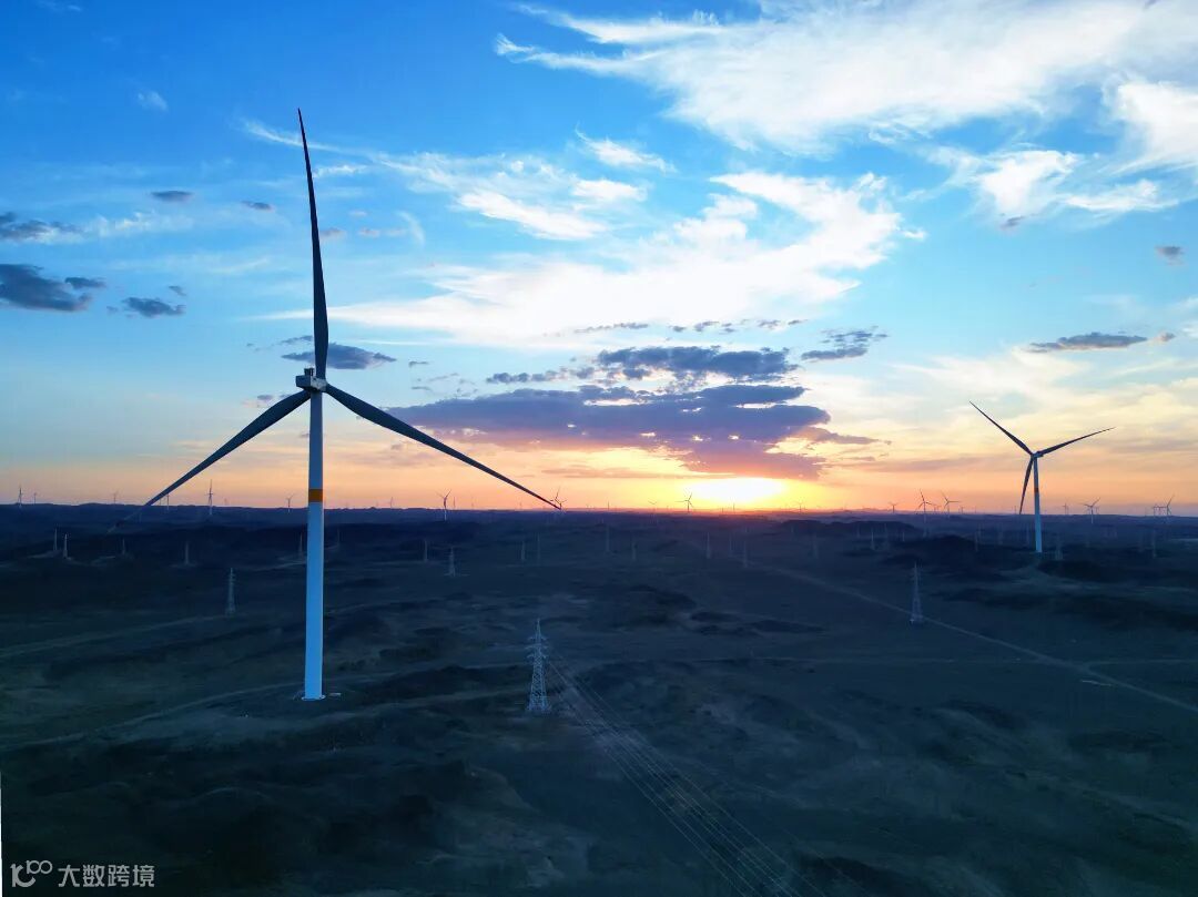 3、三塘湖全景 (3).jpg