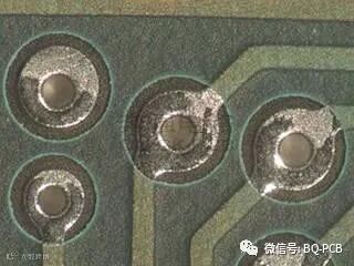 不符合要求的PCB焊盘退润湿缺陷