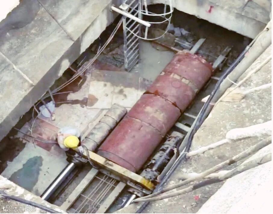 4 顶管顶进示意图.jpg