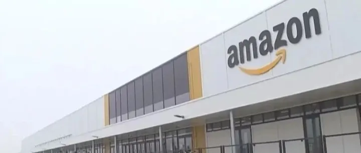 <em>亚马逊</em>爆了！