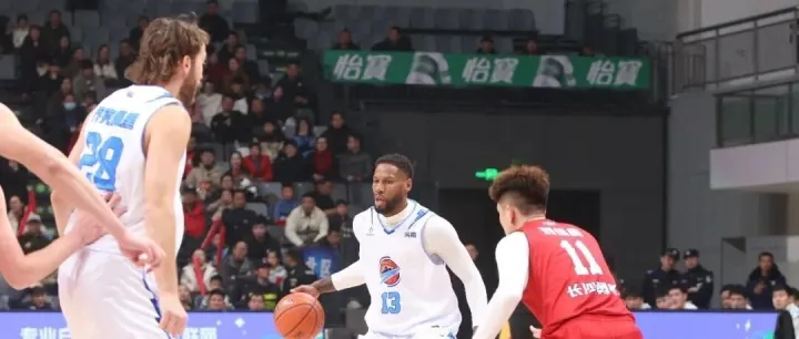 鏖战之后燃斗志！河南焦作文旅男篮不馁再出征，锋芒待明日！