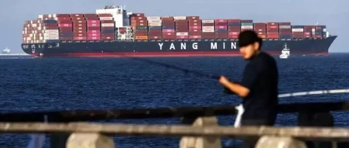 中美贸易惊现1120亿美元缺口，关税欺诈潮重创守法美企