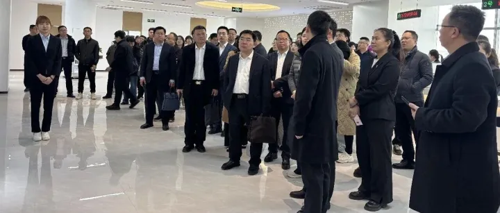 客行天下 共赴山海｜临沂政企代表团到访山海经出海综合服务港共探出海新路径