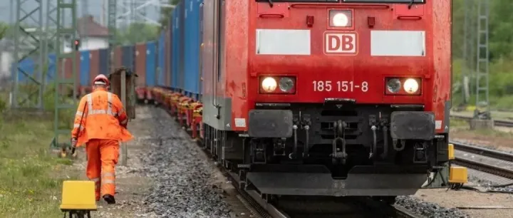 <em>DB</em> Cargo 大裁员！6200 岗位消失，德国铁路货运迎重要变局