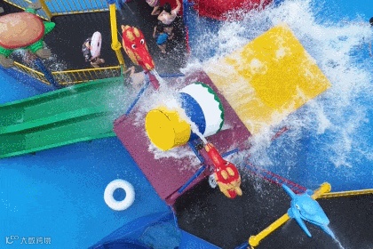 水世界 水寨GIF.gif