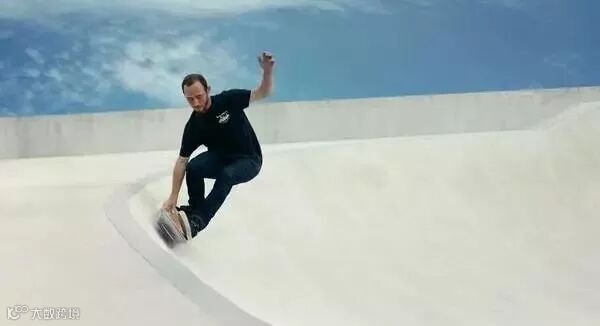 不务正业的汽车厂商