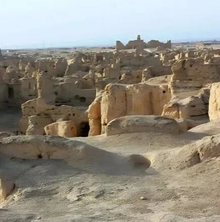 長圖海報 | 《<em>吐魯番</em>往事》里的<em>吐魯番</em>色彩