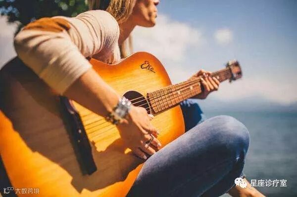 点击查看源网页