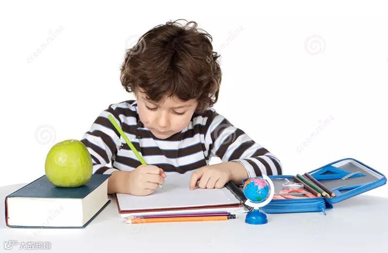 可爱儿童学习-1917678.jpg