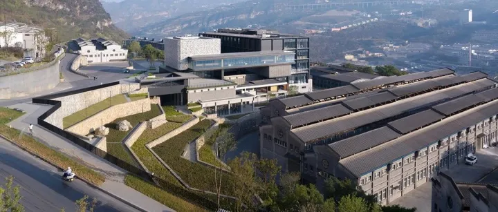 新作｜郎酒集团品质研究院，二郎山水间研酒 / 天仝建筑