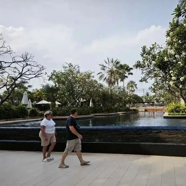 大年初一，辽宁教授泰国救人！