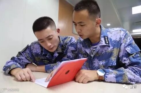 【红色瞭望】东海舰队部署"传承红色基因 wbr担当强军重任"