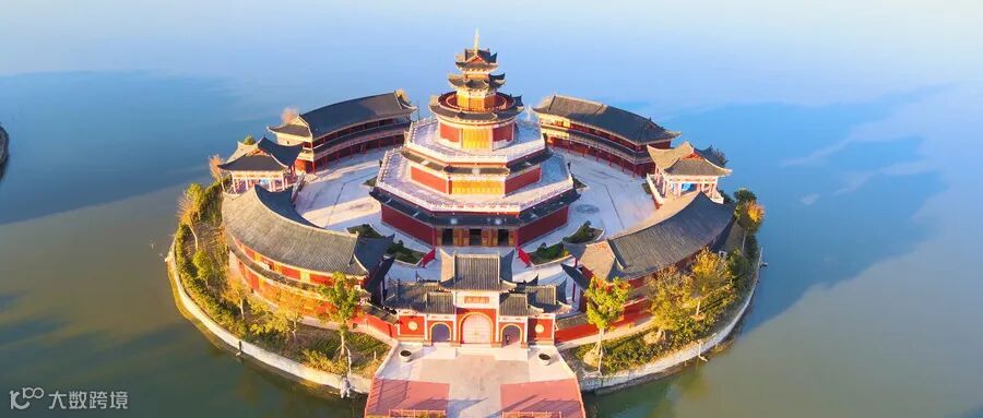 摄图网_502472778_wx_ 5A景区安徽阜阳八里河旅游区南湖阁建筑（企业商用）.jpg