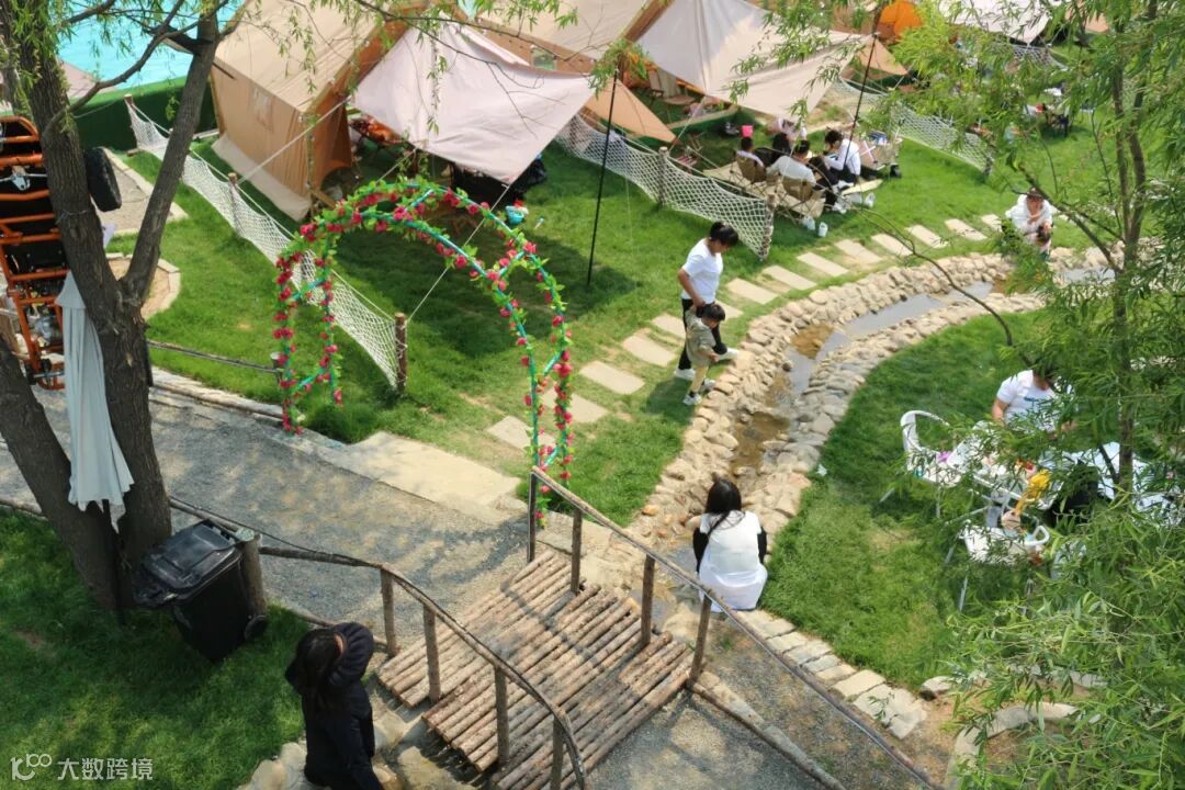 嗨皮营地 (1).JPG