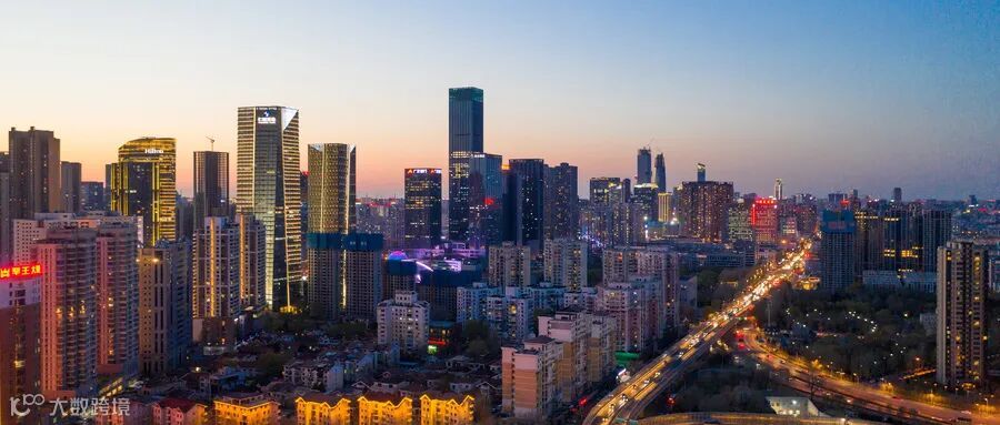 摄图网_501740758_wx_沈阳城市风光青年大街CBD夜景（企业商用） (7).jpg