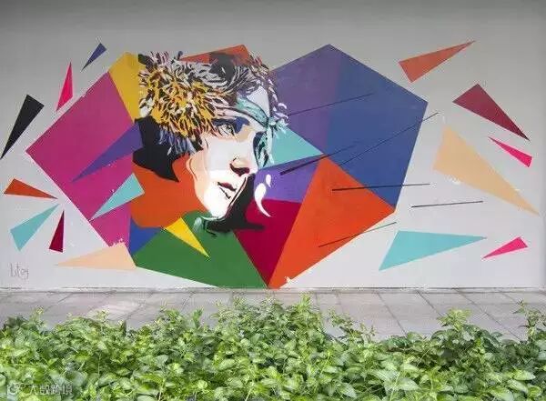 西班牙Andrea Michaelsson街头涂鸦艺术作品