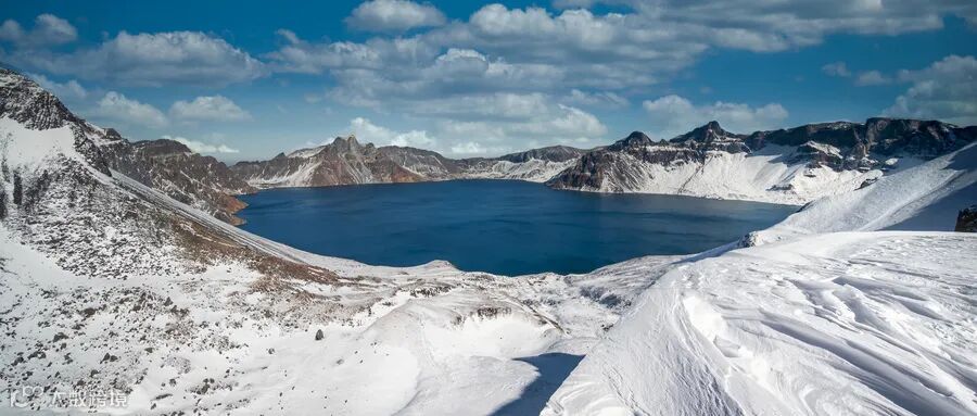 摄图网_501686701_wx_吉林长白山天池冬天风景（企业商用） (1).jpg